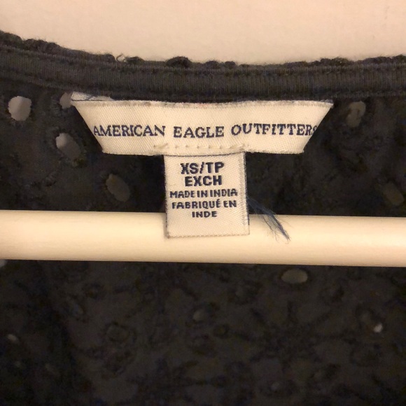 Cropped short sleeve top - Picture 2 of 6